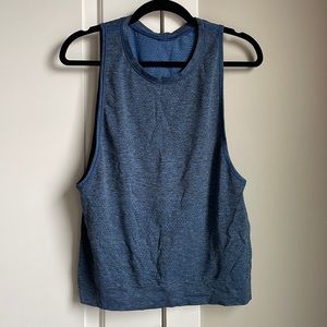 Lululemon top